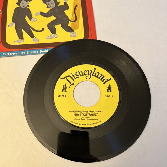 Walt Disney’s Mousekedances Mickey Mouse Club TV Disneyland  7" 45 RPM Record D6 - Picture 3 of 5